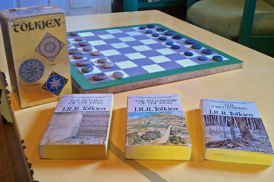 Lawn Gnome Publishing archive photograph